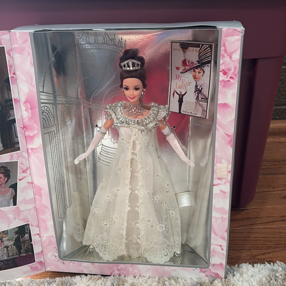 Barbie My Fair Lady Collector's Edition - Pink and White - Picture 3 of 3